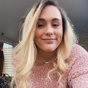 Meet your Posher, Abigail